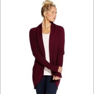 Burgundy adjustable cardigan
